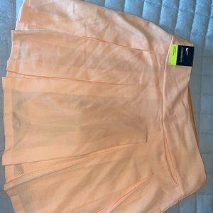 NWT• Nike Women’s Golf Skort
